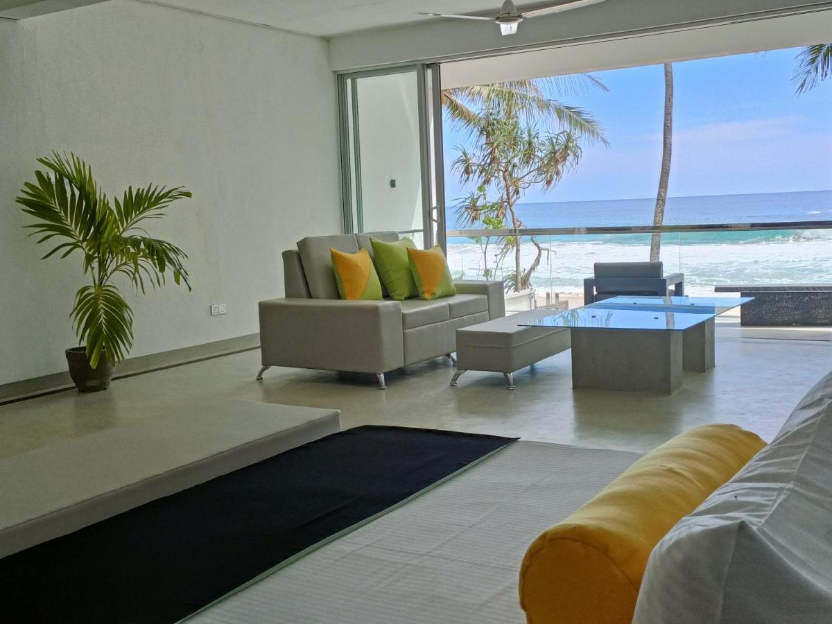 Josan Villa With A Glorious Beach And Sea View Habaraduwa Central المظهر الخارجي الصورة